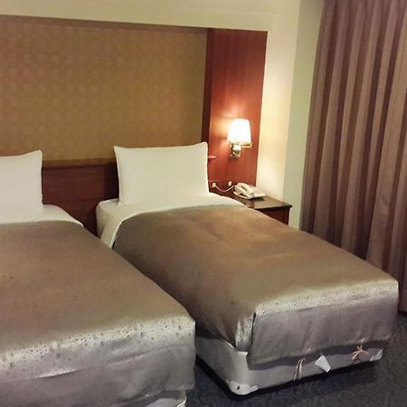 Jing Jing Holiday Hotel Kaohsiung Eksteriør billede