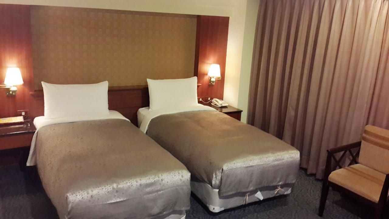 Jing Jing Holiday Hotel Kaohsiung Eksteriør billede
