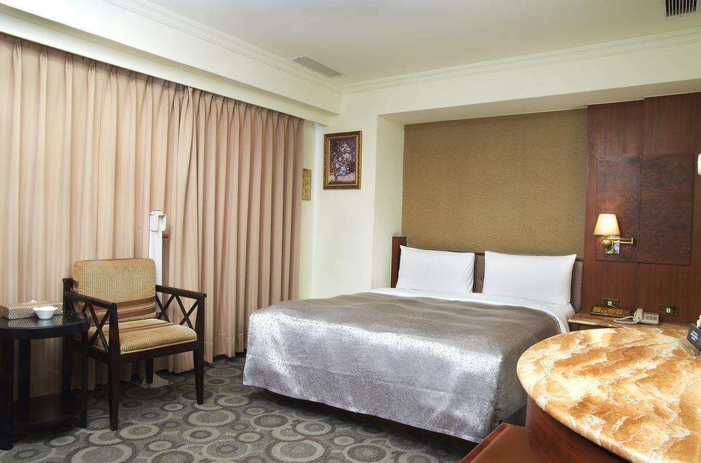 Jing Jing Holiday Hotel Kaohsiung Eksteriør billede