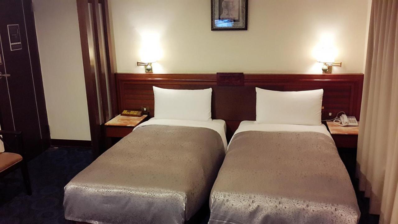 Jing Jing Holiday Hotel Kaohsiung Eksteriør billede